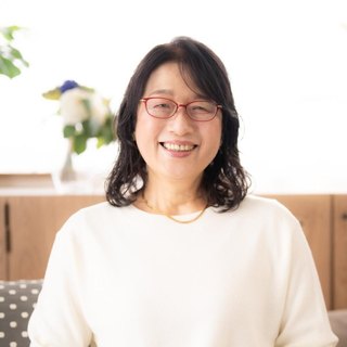 大石 千絵さんの元記事に掲載されたプロフィール写真